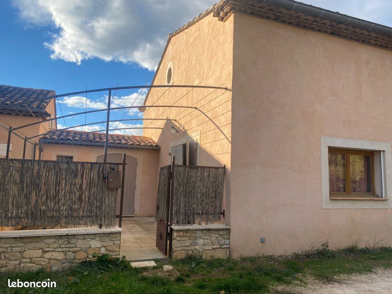 Maison 3 pièces 81 m² · à Carpentras · 81 m² · 940 €/mois