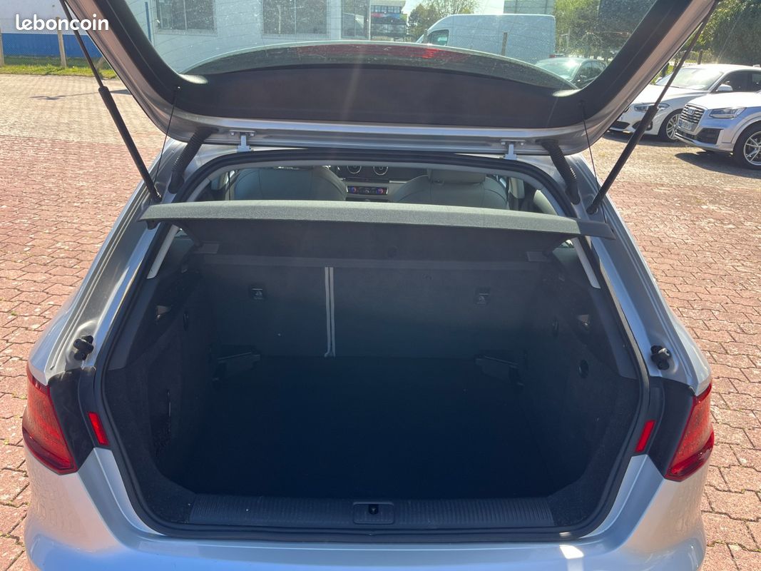 Audi A3 III SPORTBACK 1.8 TFSI 180 AMBITION LUXE S TRONIC 7 III SPORTBACK 1.8 TFSI 180 AMBITION LUXE S TRONIC 7 (image 25)