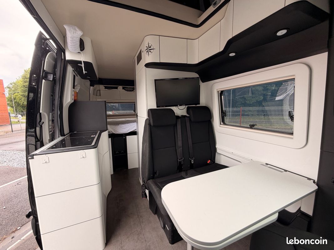 Fourgon Westfalia James Cook 600E 4X4 Mercedes 190 CH BVA9 Poids lourd Toit relevable (image 6)
