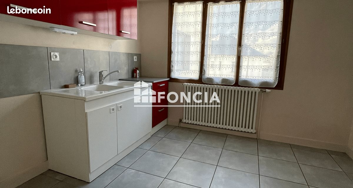 Appartement 3 pièces 67 m² · à Saint-Jean-de-Maurienne · 67 m² · 779 €/mois