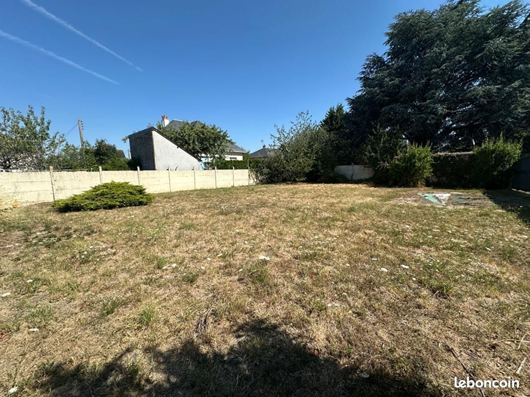 Terrain 559 m² La Chaussee Saint Victor · à La Chaussée-Saint-Victor · 64 800 €