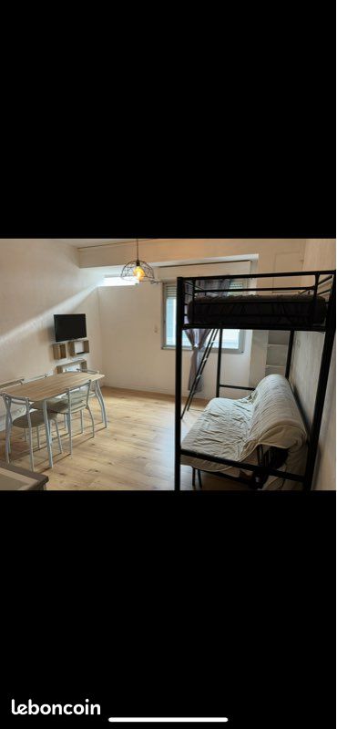 Appartement 1 pièce 20 m² · à Carmaux · 20 m² · 300 €