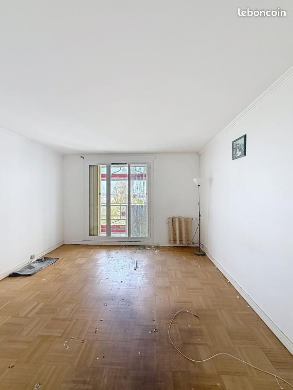 Appartement 3 pièces 63 m² · à Aulnay-sous-Bois · 63 m² · 130 000 €