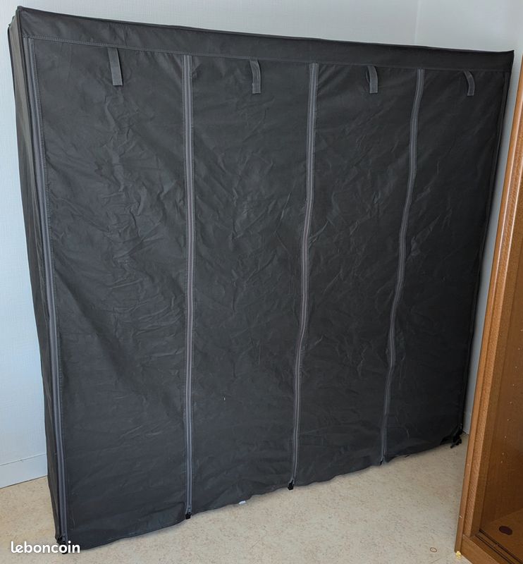 Armoire en tissu (image 1)