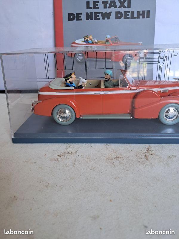 ② VOITURE TINTIN HACHETTE 1/24 EME LE TAXI DE NEW DELHI - Statues & Figurines