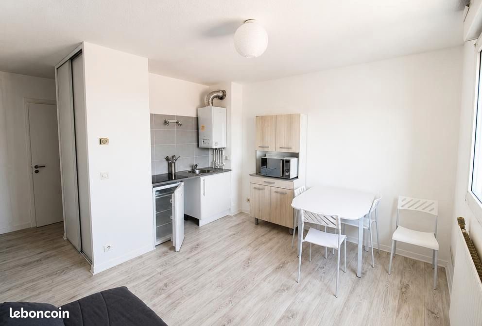 Appartement 1 pièce 19 m² · à Nîmes · 19,4 m² · 62 000 €
