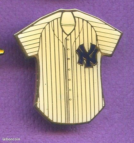Balle de Baseball Ancienne / Antique - Cuir Cousu Main