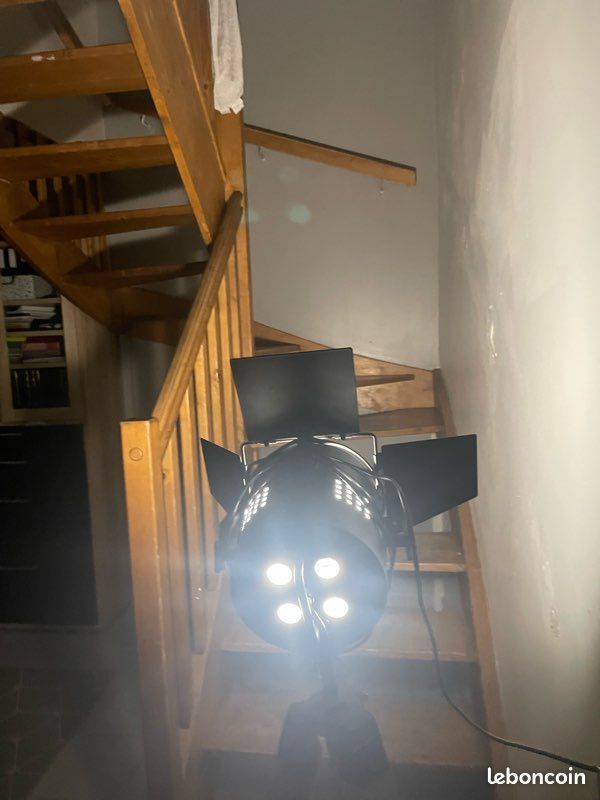 Lampe sur trépied Conforama JL-033 (image 5)
