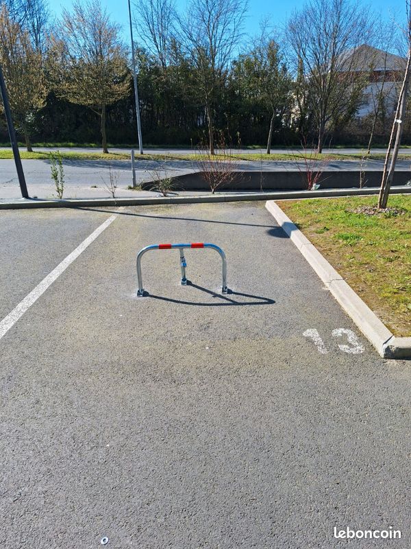 Parking/box SAINT MALO · à Saint-Malo · 50 €