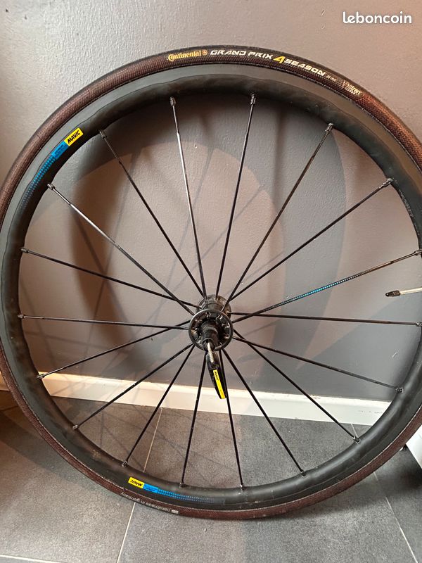 Roues Mavic Ksyrium pro Exalith Équipements vélos