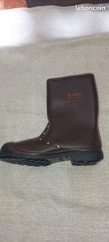 Bottes de sécurité JALLATTE neuves en cuir – Pointure 42 (image 5)