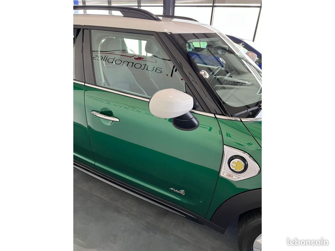 MINI COUNTRYMAN F60 COOPER SE 125ch + 95ch ALL4 BVA 6 Caméra Carplay LED Union Jack (image 23)