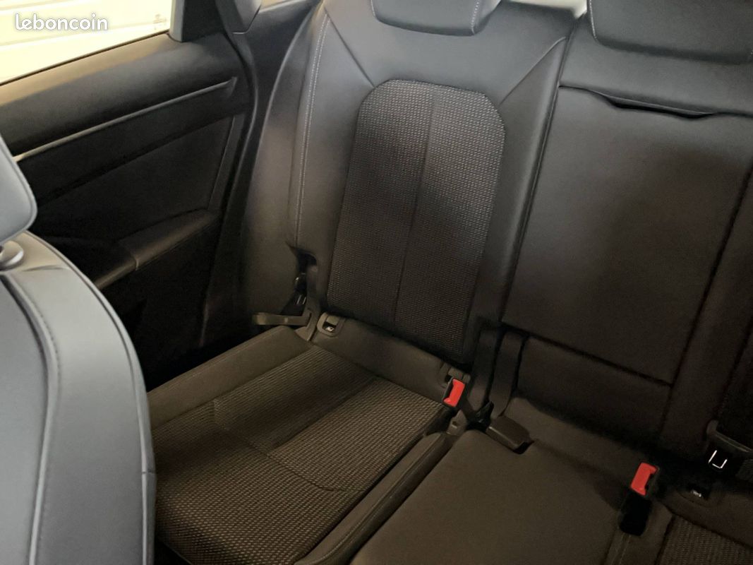 AUDI Q3 35 TDI 150 ch S tronic 7 S line (image 15)