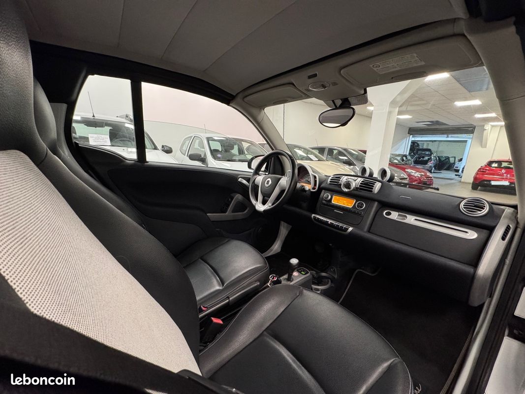 SMART FORTWO CABRIOLET 1.0 70 CV Drive passion BOITE AUTOMATIQUE 73.220 KM (image 5)