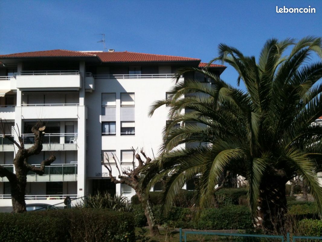De septembre à juin, studio centre pour étudiant, calme, balcon - Biarritz 64200 (image principale 0)