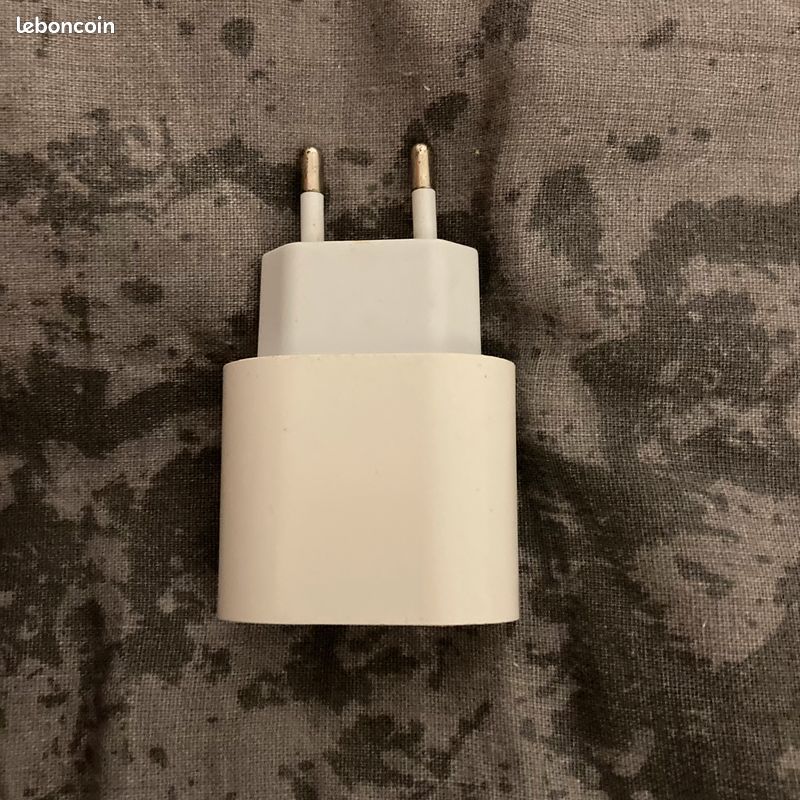 Adaptateur secteur USB‑C 20 W Origina Apple (image 4)