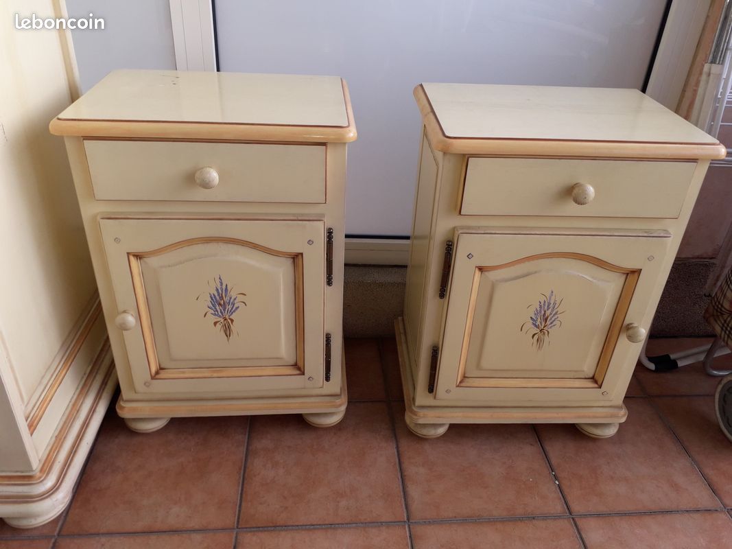Tables de chevet bois peint (image 1)
