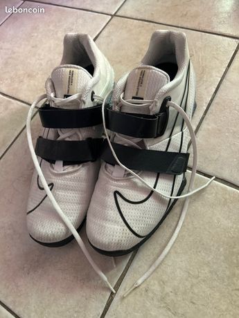 Chaussures d'haltérophilie Nike Romaleos 4 pointure 49,5 d'occasion