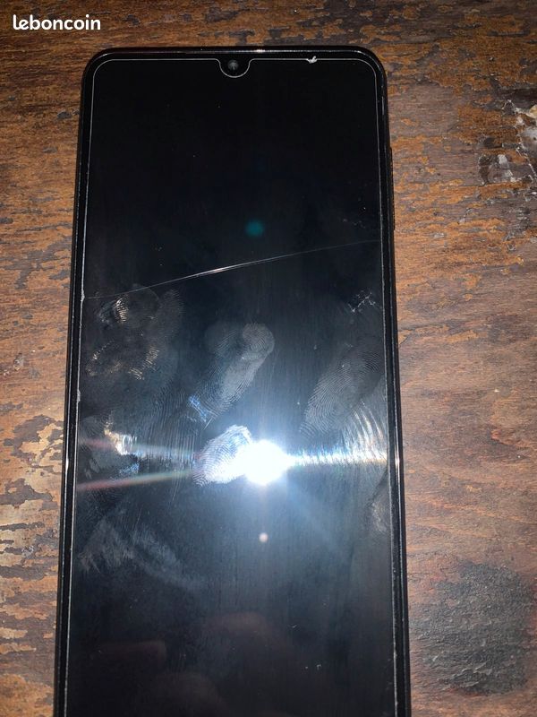 Vend Samsung A04s neuf (image 3)