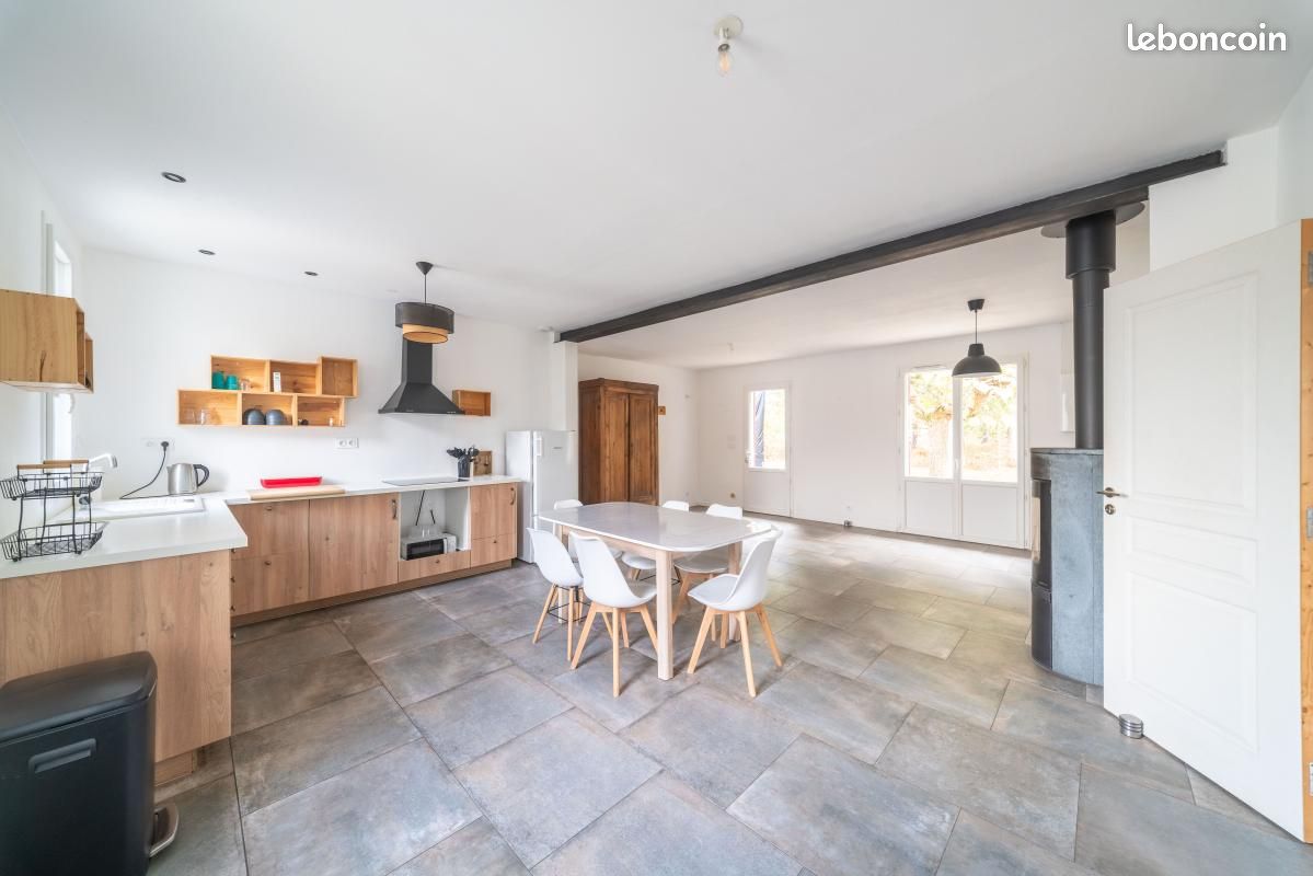 Maison 4 pièces 112 m² · à Sainte-Eulalie-en-Born · 112 m² · 950 €/mois