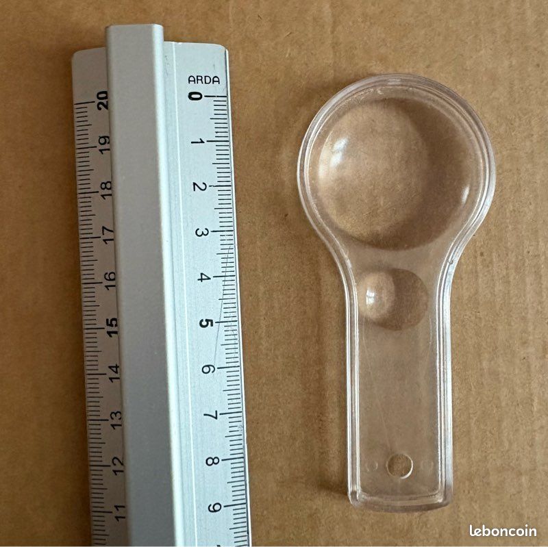 Loupe / plastique (image 1)