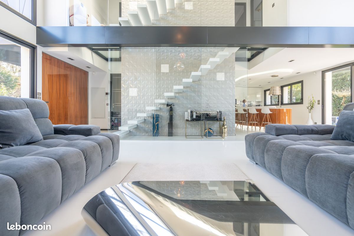 Maison 6 pièces 192 m² · à Saint-Maur-des-Fossés · 192 m² · 1 790 000 €