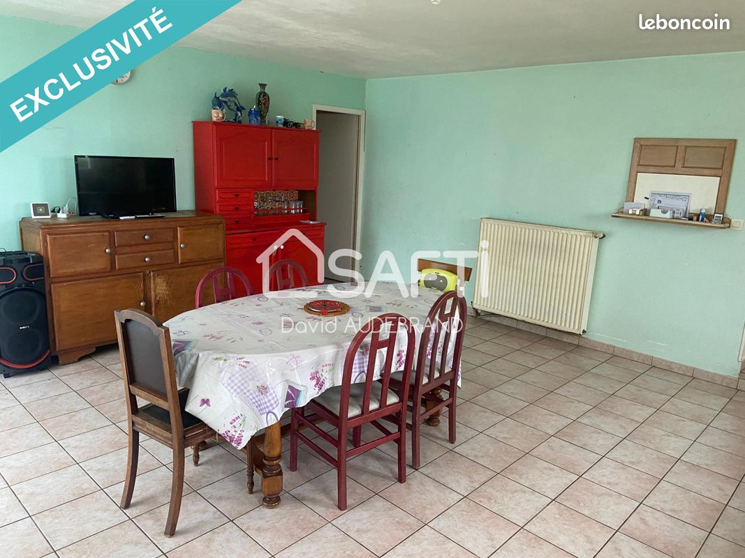 Maison 6 pièces 158 m² - Champdeniers 79220 Saint-Denis (image principale 1)