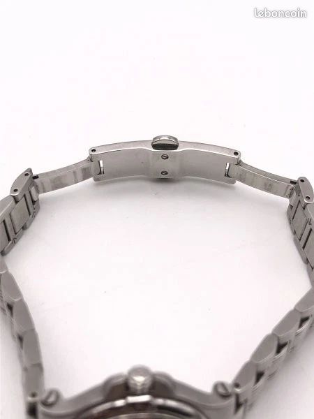 Montre GUCCI 9040L 26mm Cadran Noir en Acier – Très bon état FE111 (image 5)