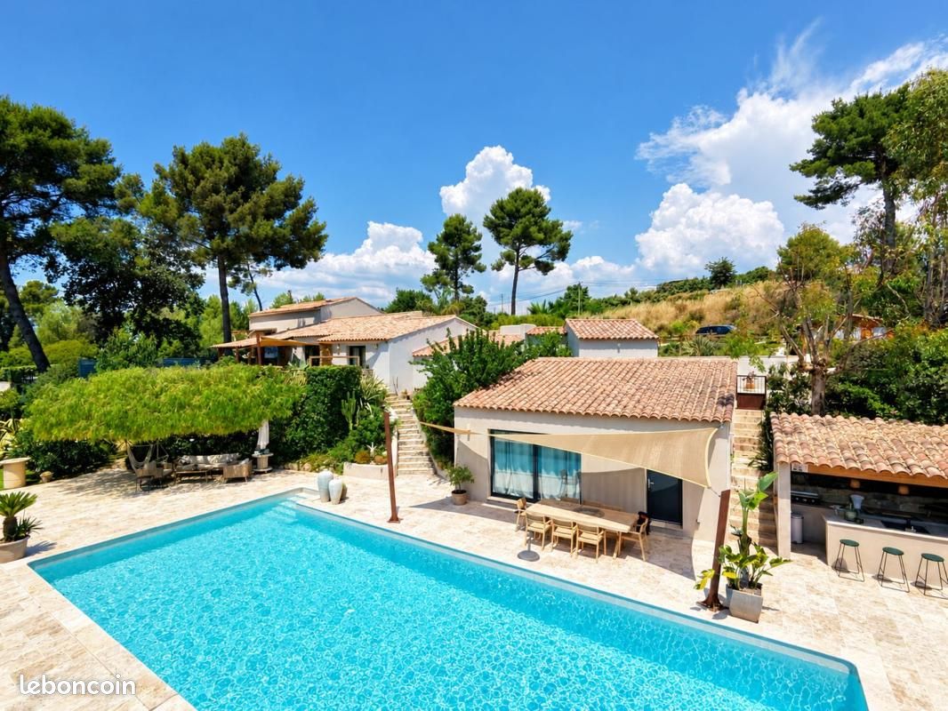 Maison 7 pièces 150 m² · au Beausset · 150 m² · 1 190 000 €