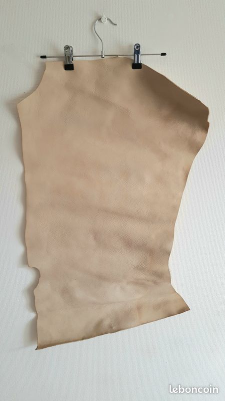 Peau cuir écru beige (image 1)