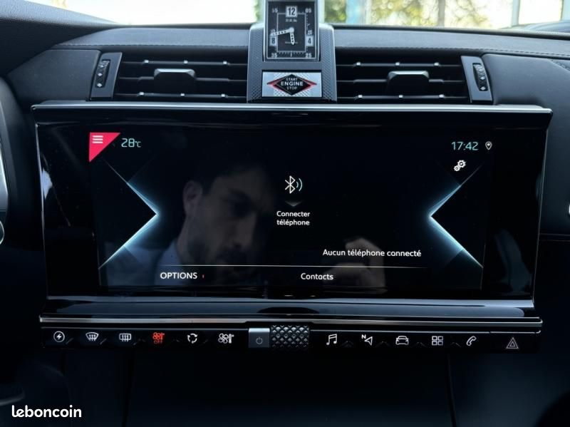 Ds DS 7 Crossback E-TENSE 4x4 300 Rivoli (image 39)