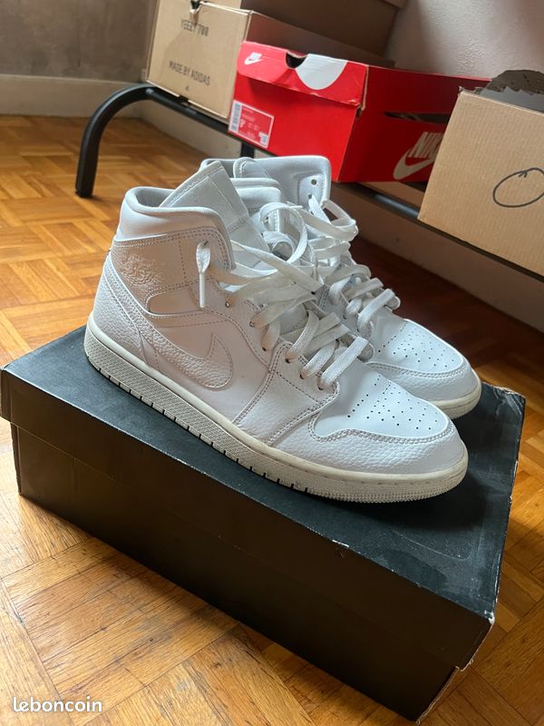 Air Jordan Mid Chaussures