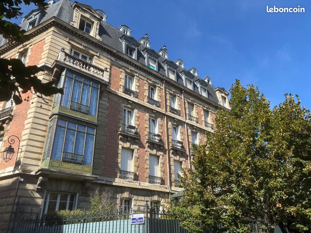 Appartement 5 pièces 121 m² · à Charenton-le-Pont · 121 m² · 985 000 €