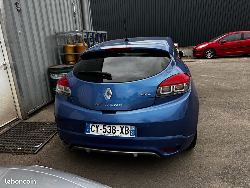 Voiture Renault, Mégane coupé GTline (image 8)