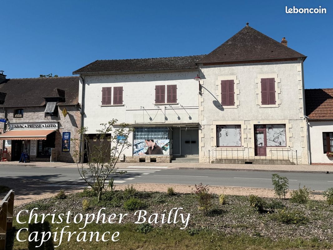 Maison 8 pièces 241 m² · à Beaulon · 241 m² · 117 600 €