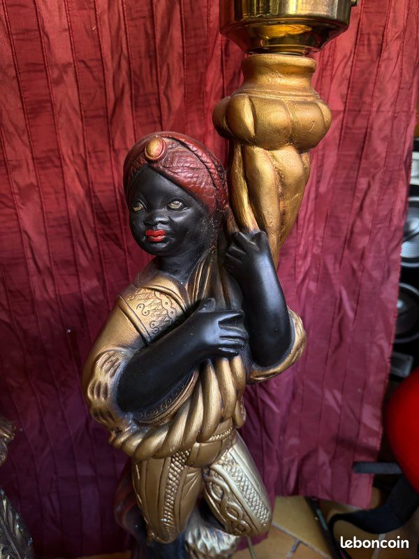 Paire de statuettes / Torchères style Vénitien en plâtre – 94 cm & 1m74 (avec colonne) (image 5)