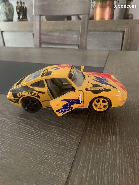 Porsche carrera 911 Burago (image 7)