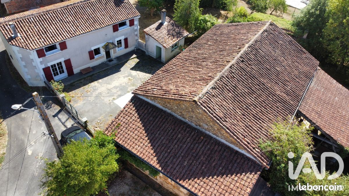 Maison 4 pièces 129 m² · à Orgedeuil · 129 m² · 105 000 €