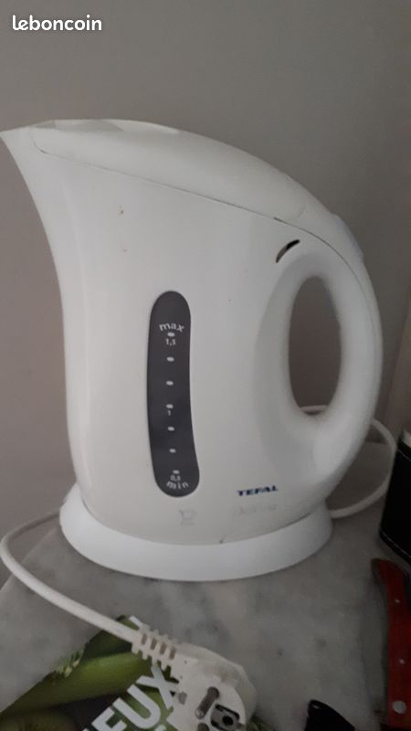 Bouilloire TEFAL (image 1)