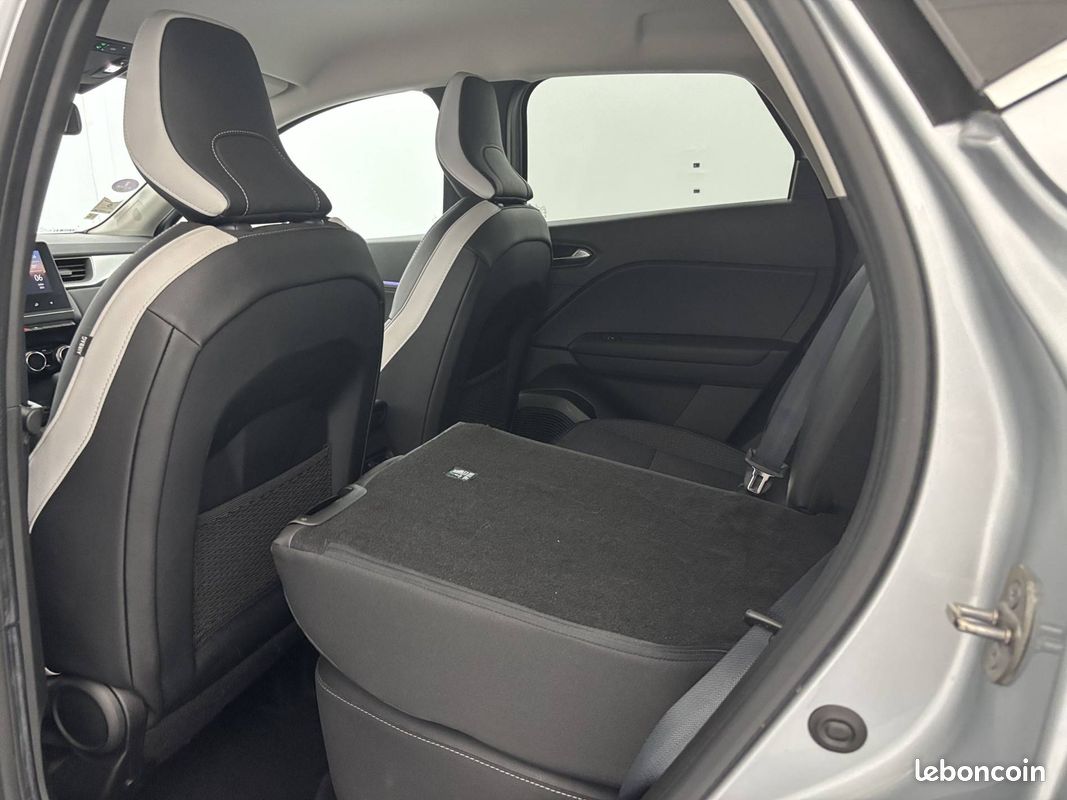 RENAULT Captur E-Tech full hybrid 145 Techno (image 30)