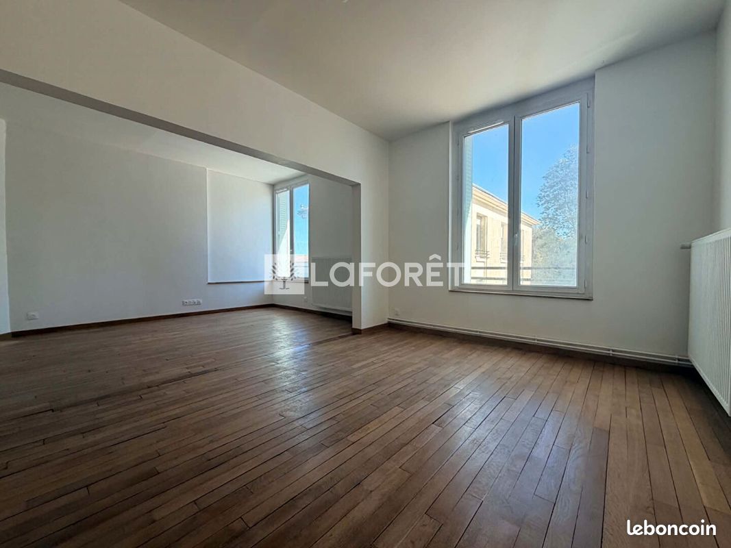 Appartement 3 pièces 88 m² · à Valmy · 88 m² · 490 €/mois