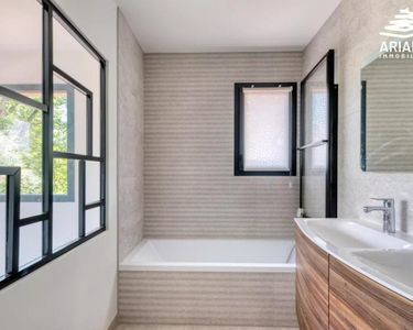 Maison 995 000 € - 130 m²