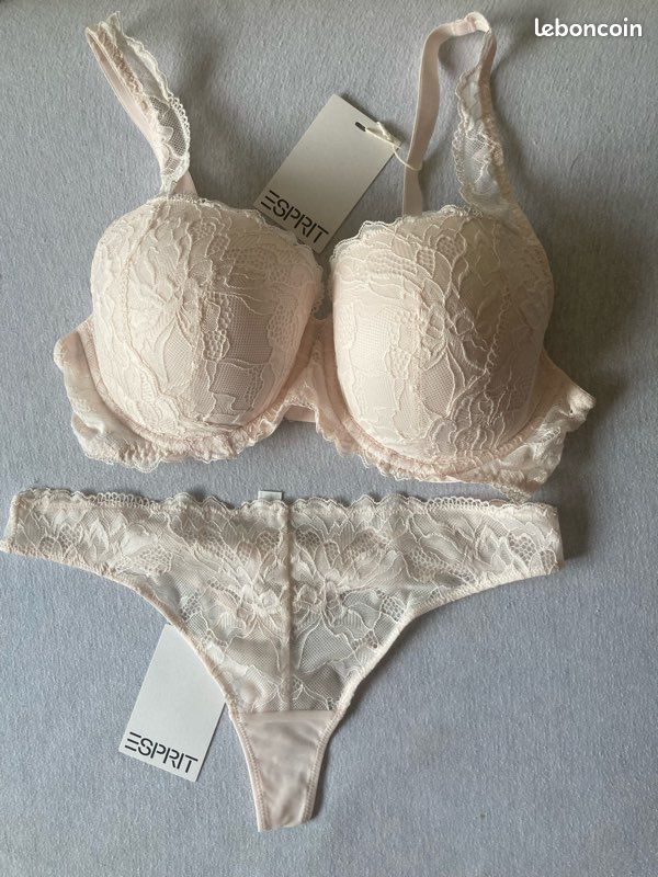 Soutien gorge + string ESPRIT rose clair (image 1)