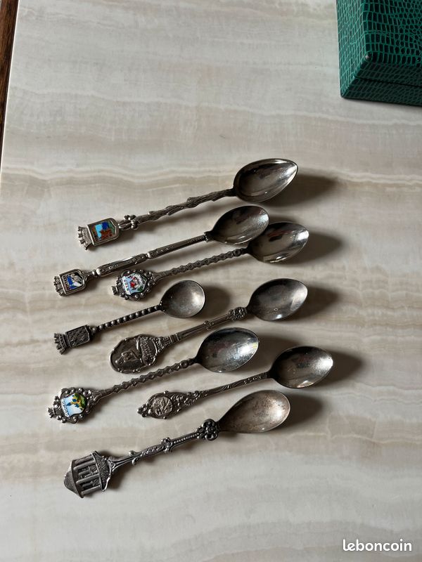 TIANYI-Lot De 2 Cuillères à Café En Acier Inoxydable, Cadeau Pour Grand Pere Lot De Cuilleres En Acier Inoxydable Avec Gravures Inclus Boite Cuillere Avec Mots Graves Au Laser Ii Meilleur Grand Pere