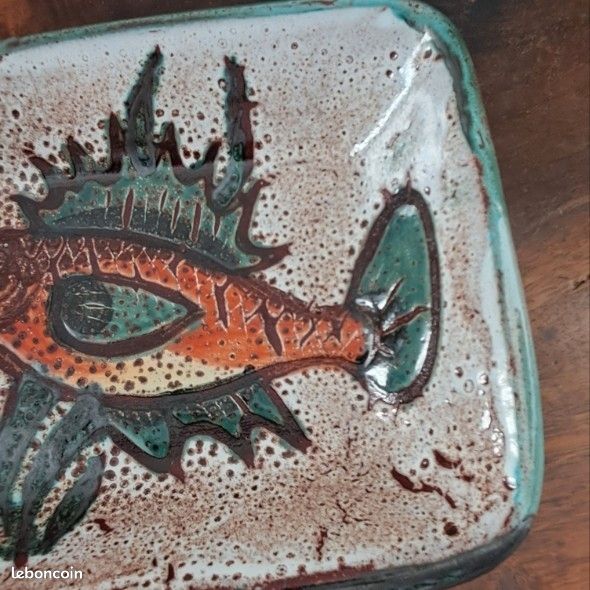 Plat faïence de Vallauris. Années 60, décor de poisson (image 6)