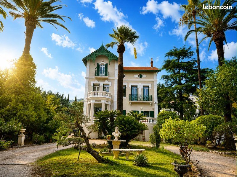 Maison 10 pièces 330 m² · à Toulon · 330 m² · 1 660 000 €