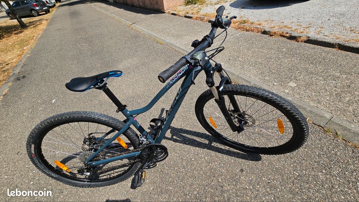VTT Specialized 27,5" Taille S (image 2)