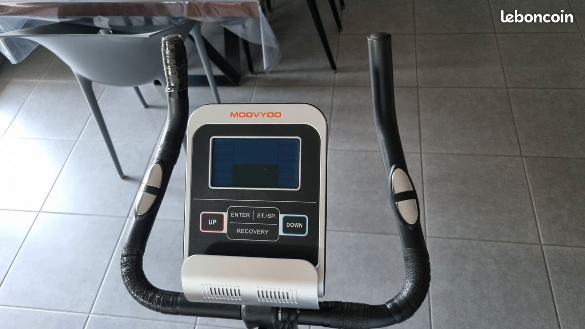 Moovyoo Nitro IV (image 1)