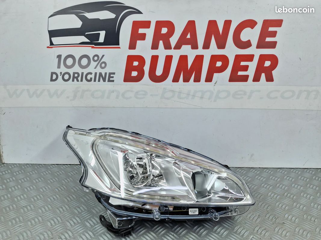 Phare avant droit Peugeot 208 I Phase 2 (04/2015 à 12/2020) neuf d’origine (image 1)
