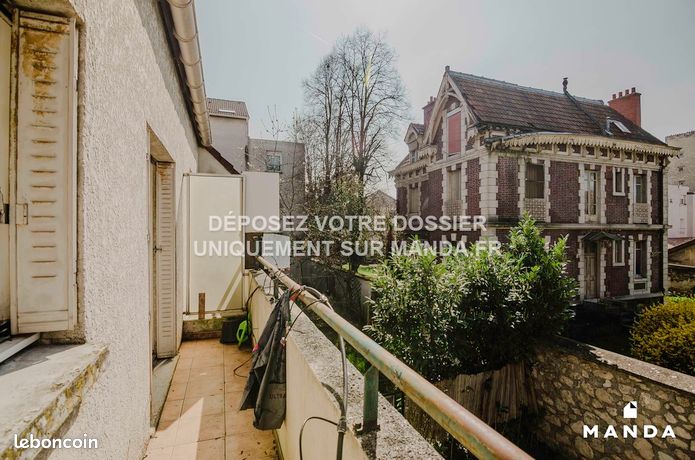 https://img.leboncoin.fr/api/v1/lbcpb1/images/c9/b9/d2/c9b9d2627101fdbf3eb89e15496a8128e31811a8.jpg?rule=ad-image